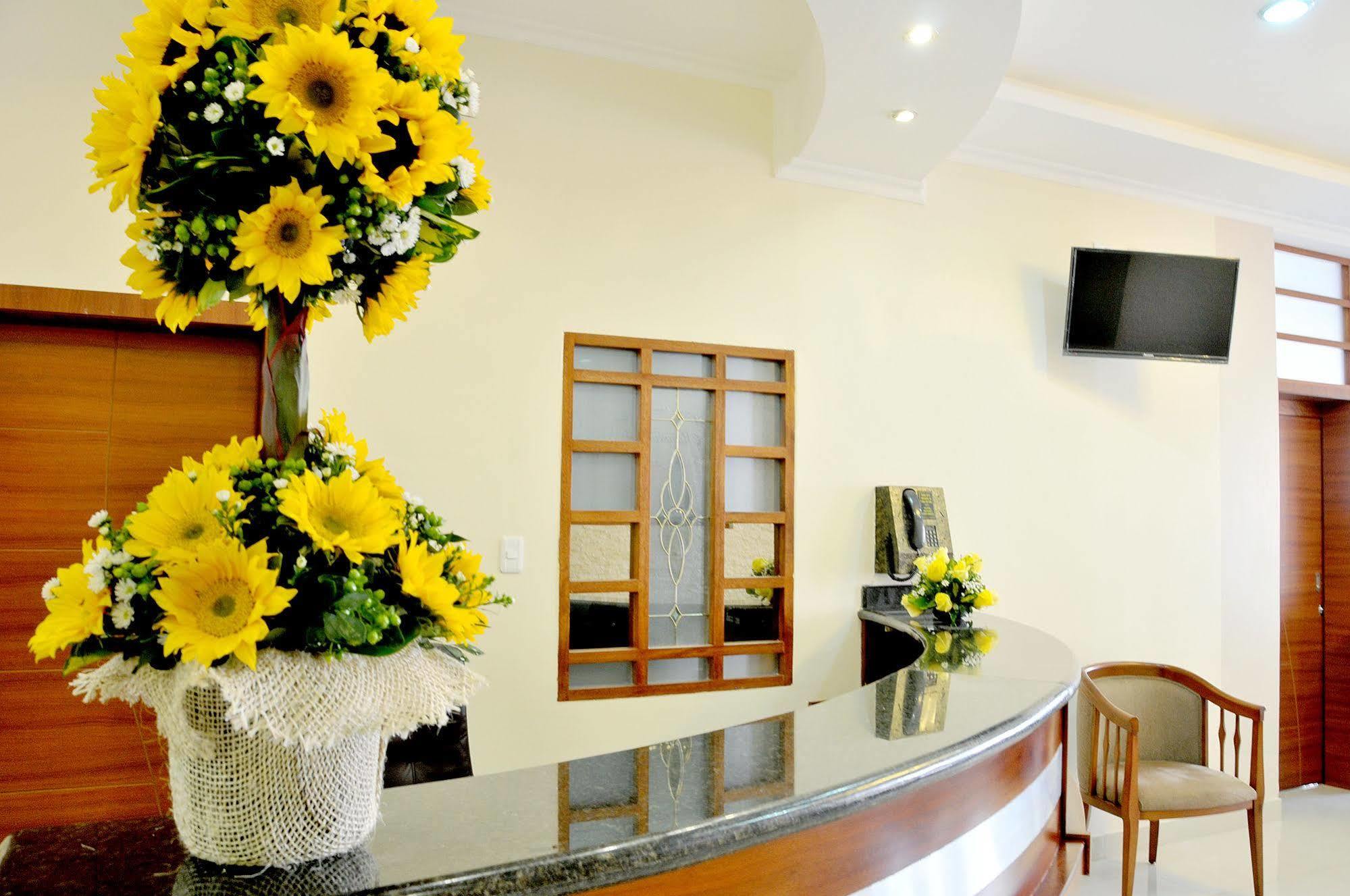 Hotel Margarita 2 Quito Dış mekan fotoğraf
